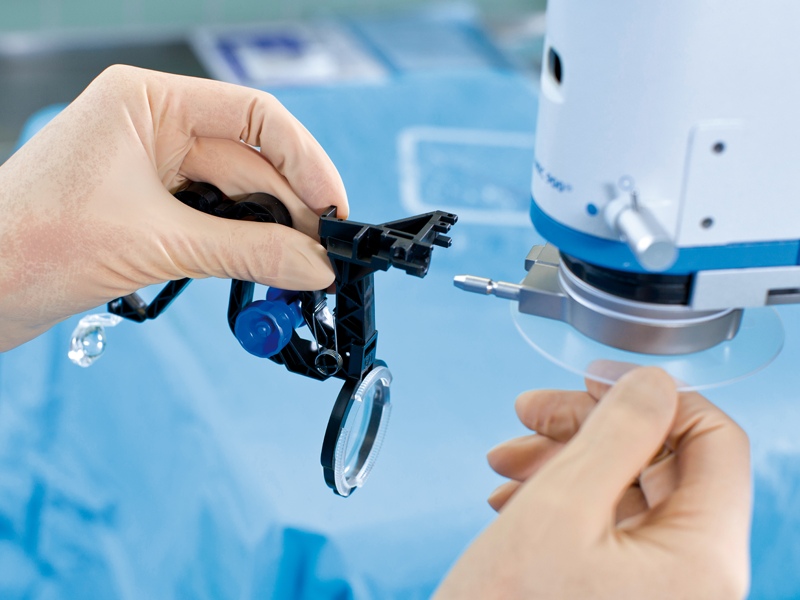 Connects easily to your microscope.